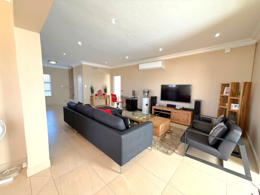 3 Bedroom Property for Sale in Shellyvale Free State